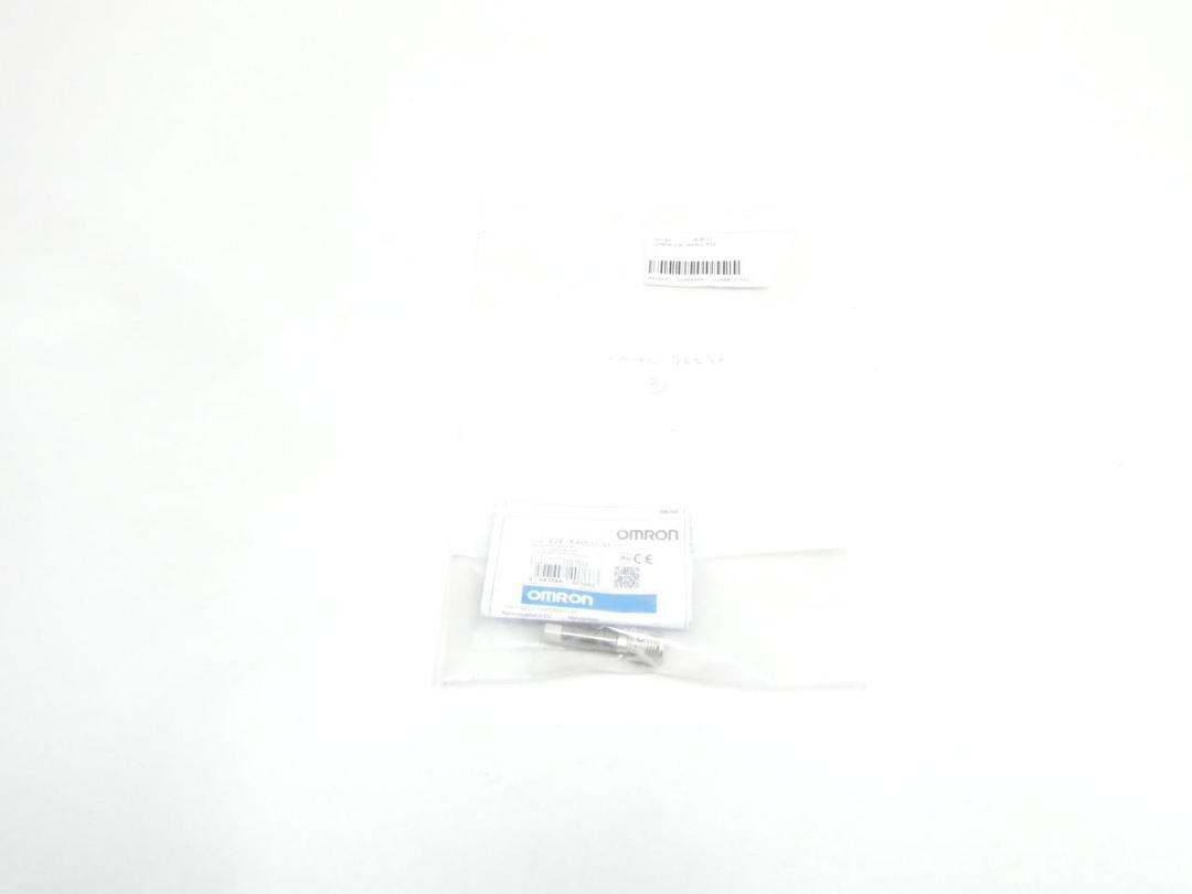 OMRON E2E-X4MD1-M1G PROXIMITY SENSOR 12-24V-DC