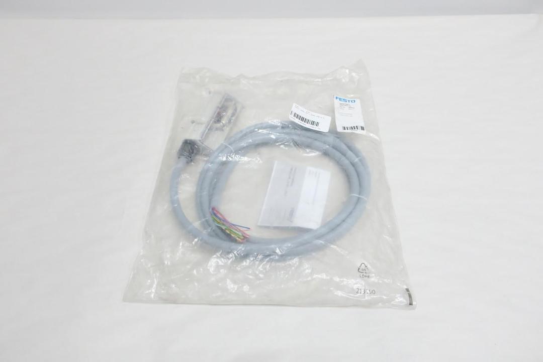 FESTO VMPAL-KM-V-SD25-IP67-2.5 CONNECTING CABLE