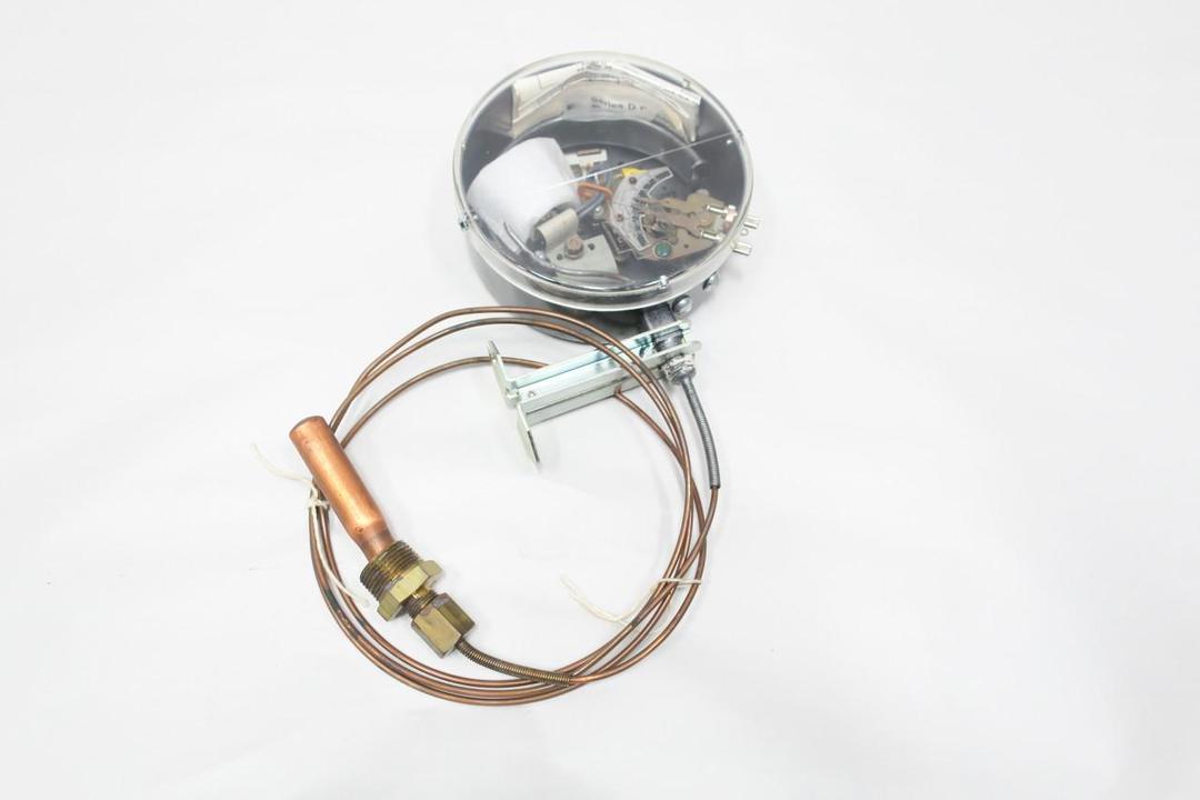 MERCOID DA-35-2-7A TEMPERATURE SWITCH 200-300F 120/240/440V-AC