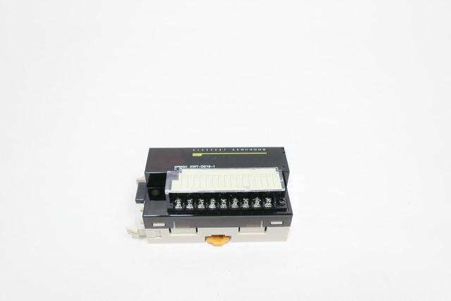 OMRON XWT-OD16-1 REMOTE TERMINAL OUTPUT MODULE