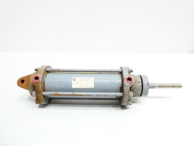 UNITED CONVEYOR UCC 4401-61 DOUBLE ACTING PNEUMATIC CYLINDER 3IN 6.38IN