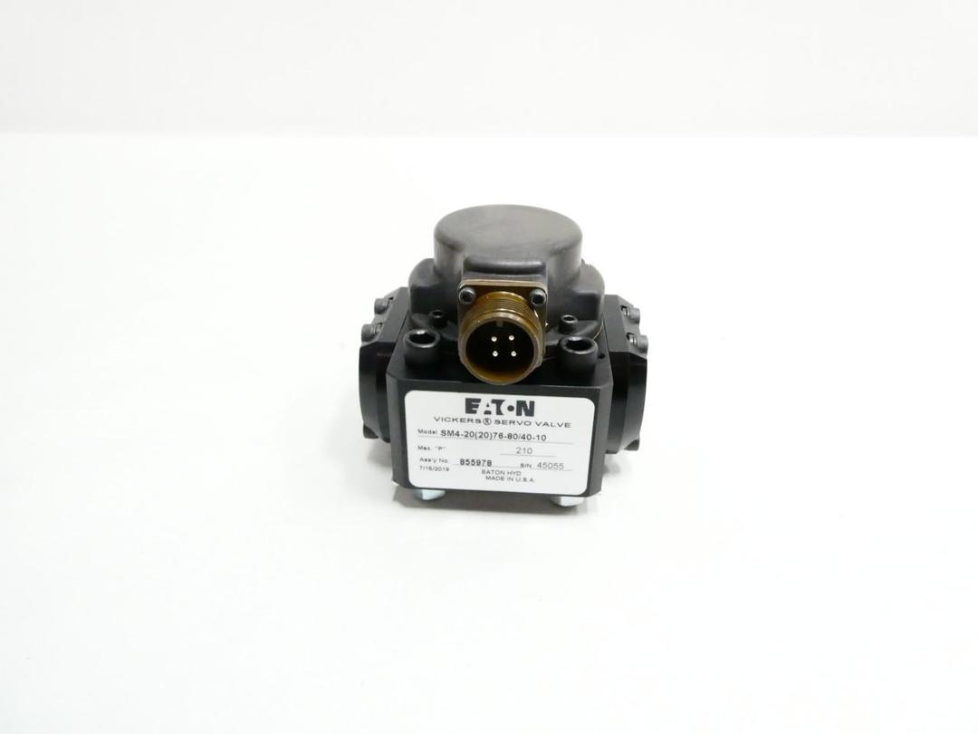 VICKERS SM4-20(20)76-80/40-10 HYDRAULIC SERVO VALVE 210BAR