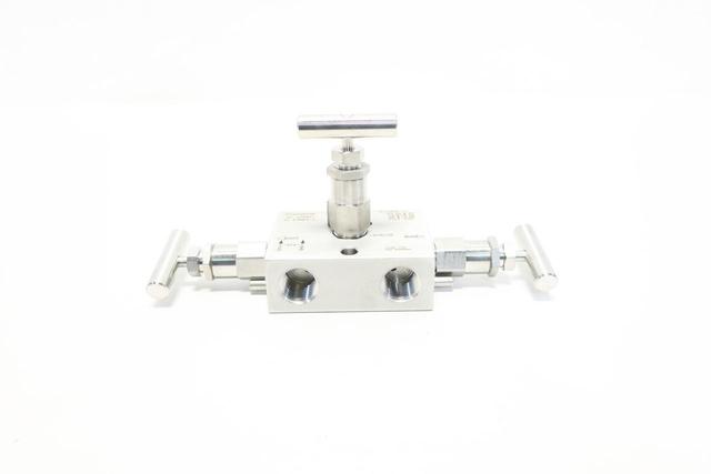 SWAGELOK SS-V3NBF8-G STAINLESS INSTRUMENT MANIFOLD 6000PSI
