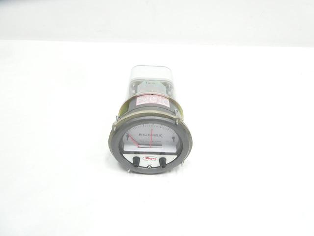DWYER 3006C PHOTOHELIC PRESSURE GAUGE 4-1/2IN 0-5IN-H2O