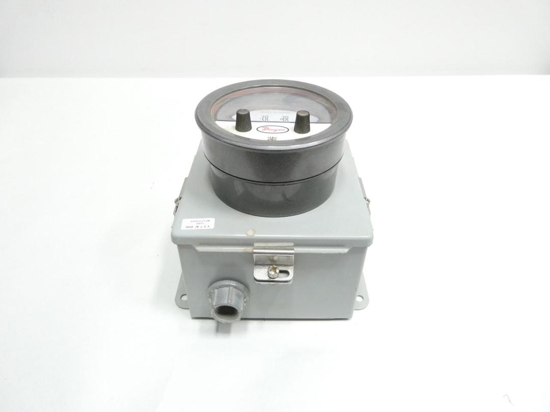 DWYER A3000-0-LT-WP PHOTOHELIC DIFFERENTIAL PRESSURE SWITC 0-0.5IN-H2OH