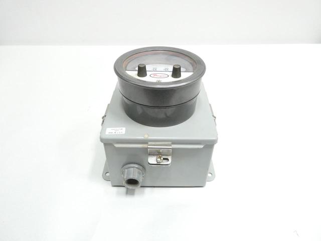 DWYER A3000-0-LT-WP PHOTOHELIC DIFFERENTIAL PRESSURE SWITC 0-0.5IN-H2OH