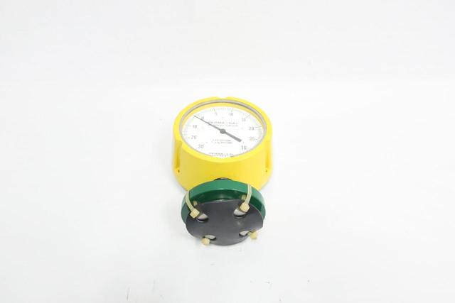 PERMA-CAL 121TID27Y23 PRESSURE GAUGE 0-30IN-HG 0-30PSI 4-1/2IN 1/2IN NPT