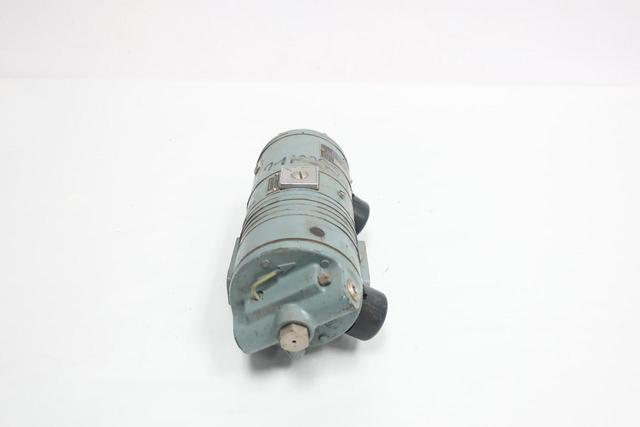 MOORE 561M R-52747 PNEUMATIC CONTROLLER