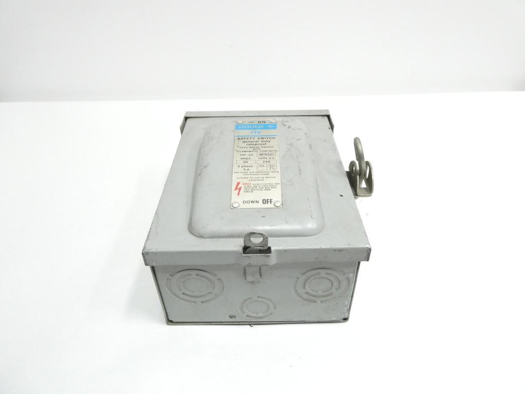 GOULD NFR321 NON-FUSIBLE DISCONNECT SWITCH 3P 30A AMP 240V-AC