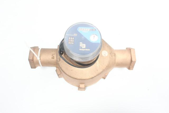 BADGER METER AR/T 6-DIGIT FLOW METER 1-1/2IN NPT