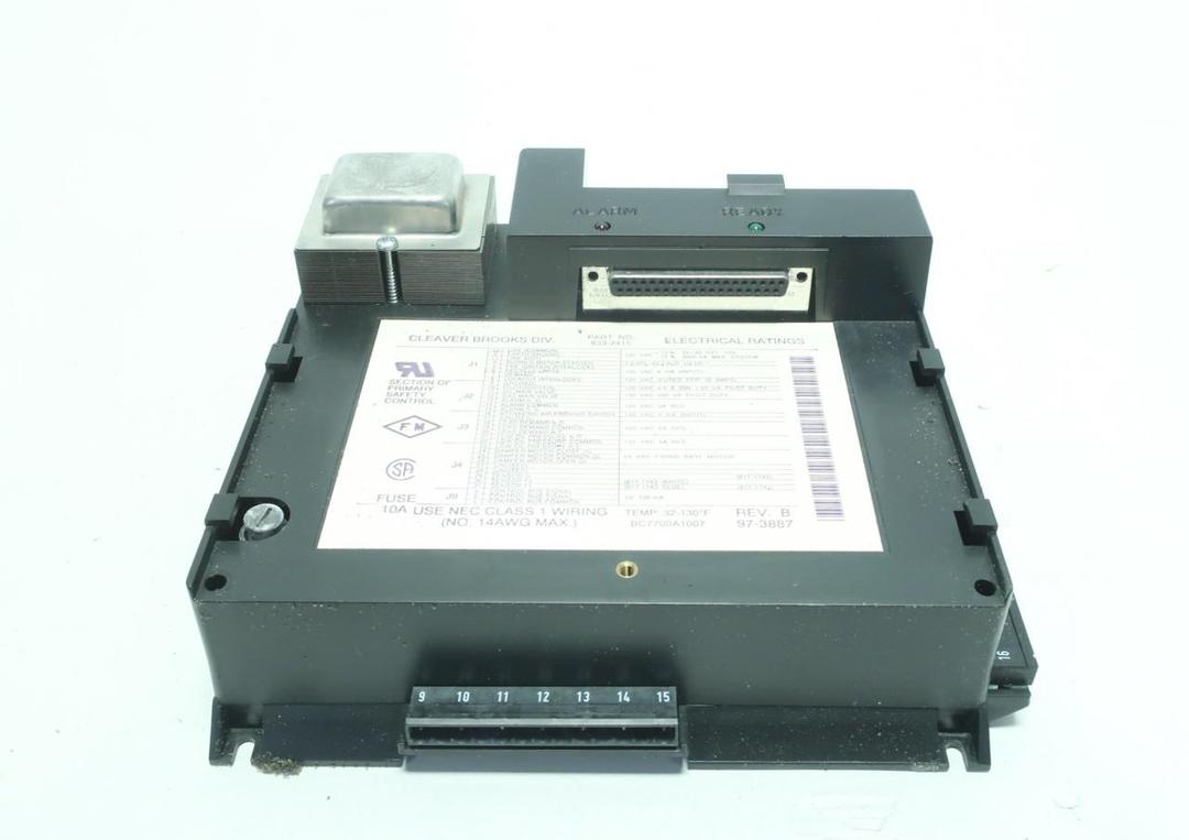 CLEAVER BROOKS 833-2415 CHASSIS MODULE 120V-AC HVAC CONTROLLER