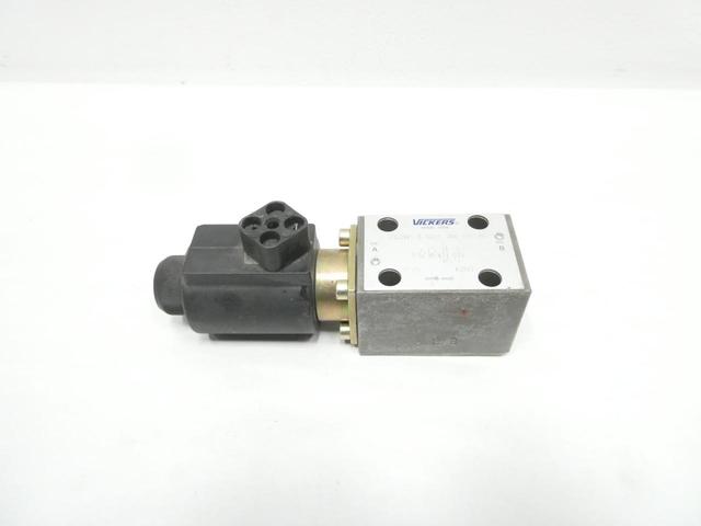 VICKERS DG3VP-3-102A-VM-UB-10 HYDRAULIC DIRECTIONAL CONTROL VALVE 115V-AC