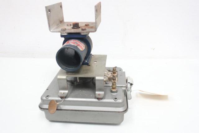 FISCHER X710 RAMCON PNEUMATIC VALVE ACTUATOR W/ POSITONER
