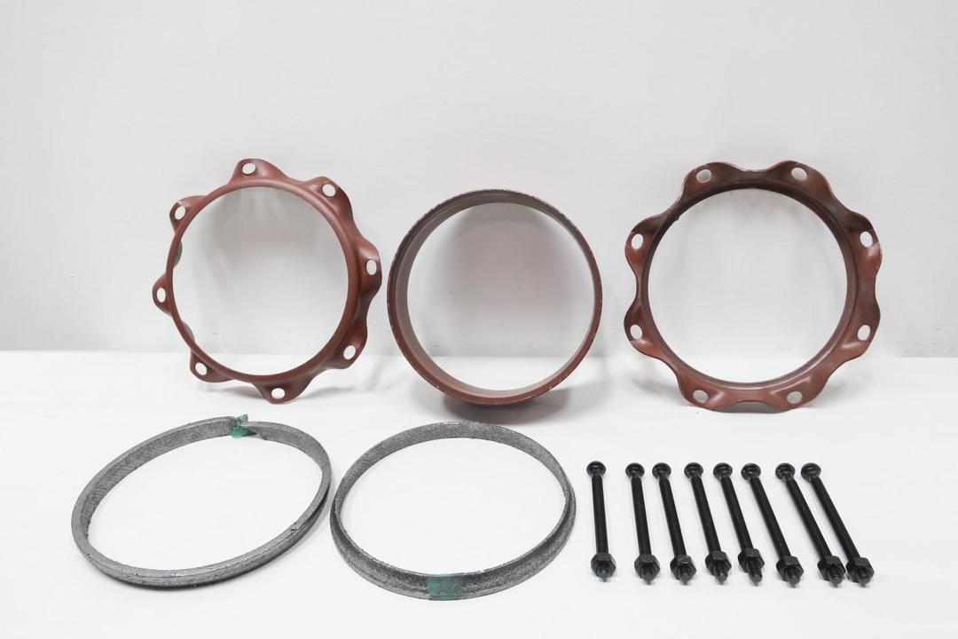 DRESSER 12.75 OD PLAIN END PIPE COUPLING 12IN