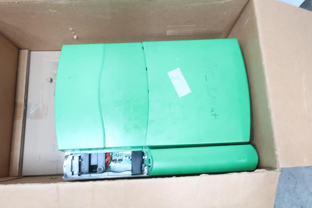 CONTROL TECHNIQUES UNI4402 UNIDRIVE AC VFD DRIVE 380/480V-AC 55KW