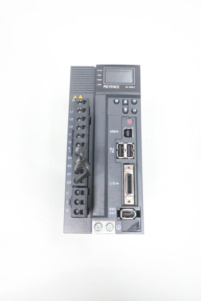 KEYENCE SV-100L2 SERVO DRIVE 0-400HZ 200-230V-AC 0-230V-AC 3PH 1KW