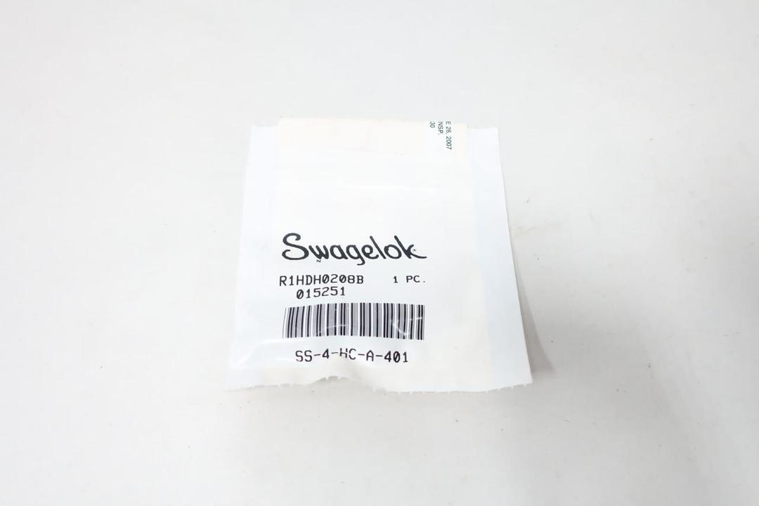 SWAGELOK SS-4-HC-A-401 STAINLESS TUBE ADAPTER 1/4IN
