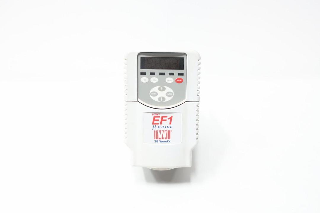TB WOODS EF1C40010B E-TRAC AC VFD DRIVE 380-460V-AC 0-460V-AC 1HP