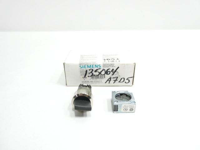 SIEMENS 3SB3500-2TA11 SELECTOR SWITCH 3 POS