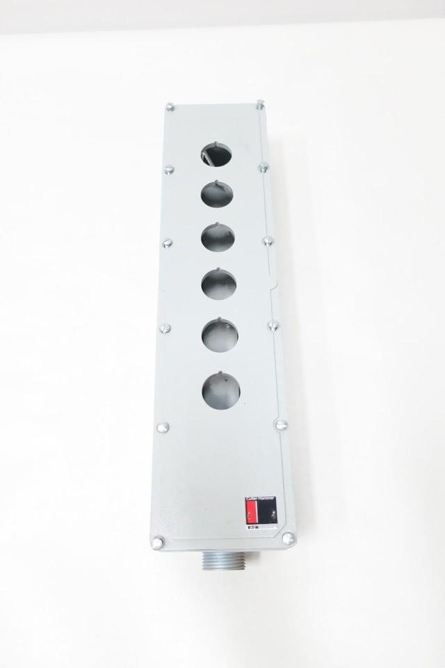 CUTLER HAMMER 10250TN6 PUSHBUTTON ENCLOSURE 6 BUTTON 2-1/4IN 16IN 4IN