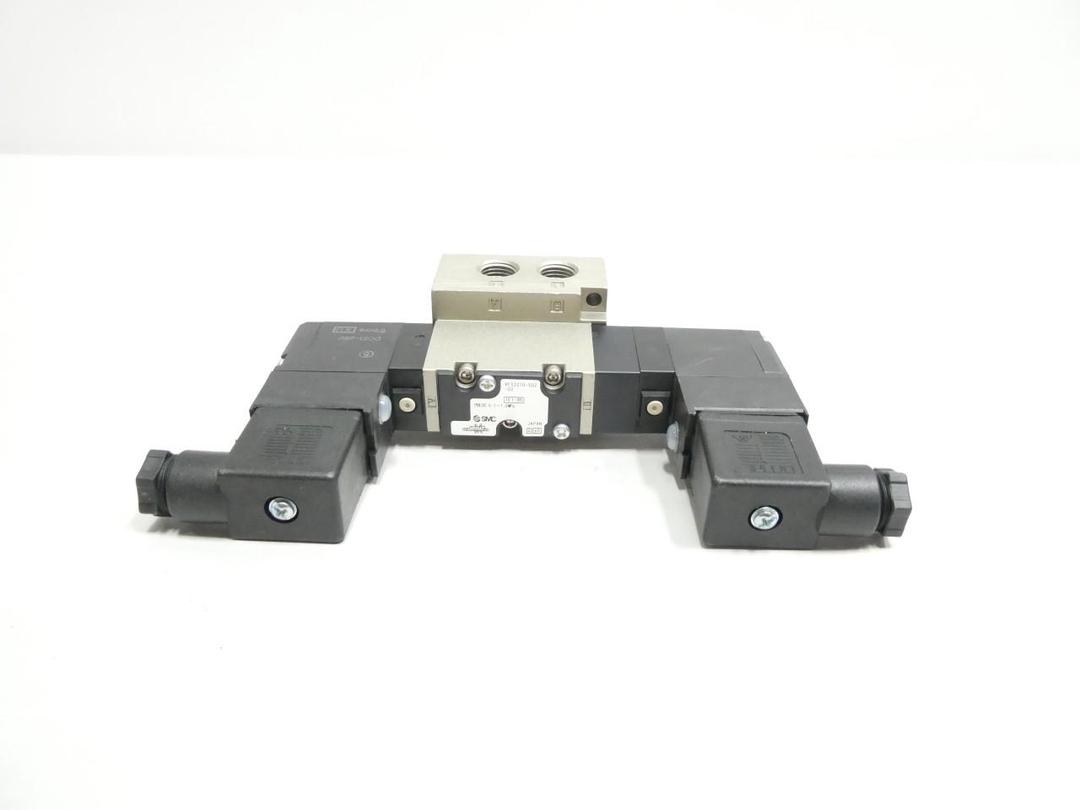 SMC VFS2210-5DZ-02 PNEUMATIC SOLENOID VALVE 21-26V-DC 1MPA