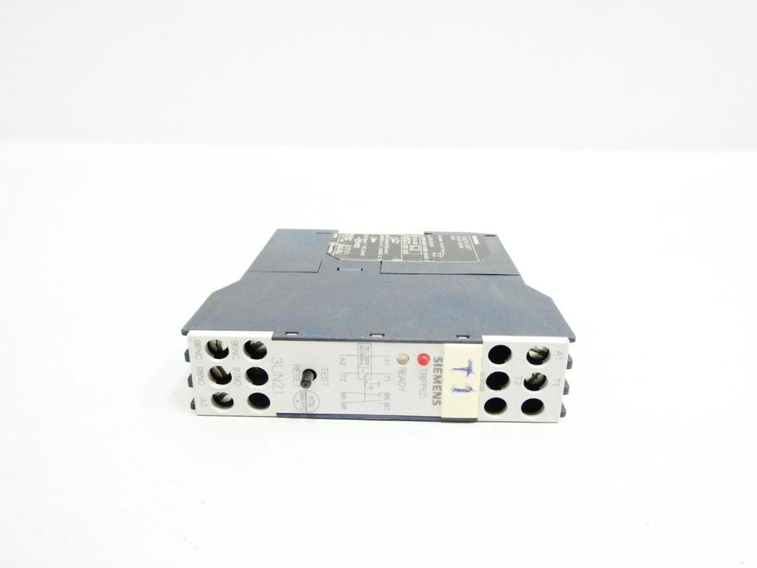 SIEMENS 3UN2110-0AF7 THERMISTOR PROTECTION RELAY 110-120V-AC