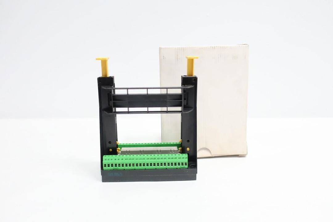 VICKERS 02-104808 AMPLIFIER CARD HOLDER