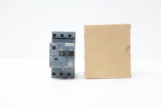 SIEMENS 3RV1011-1EA10 MOLDED CASE CIRCUIT BREAKER 3P 2.8-4A 600V-AC