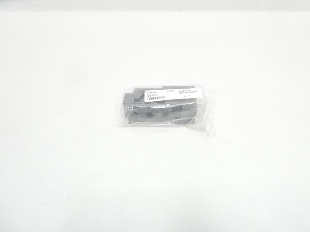 NUMATICS 203-439 PNEUMATIC VALVE MANIFOLD