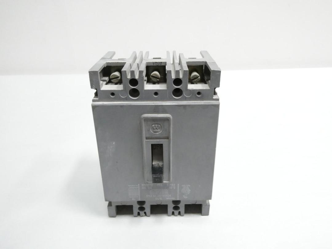 WESTINGHOUSE HFB3015L MOLDED CASE CIRCUIT BREAKER 3P 15A AMP 600V-AC