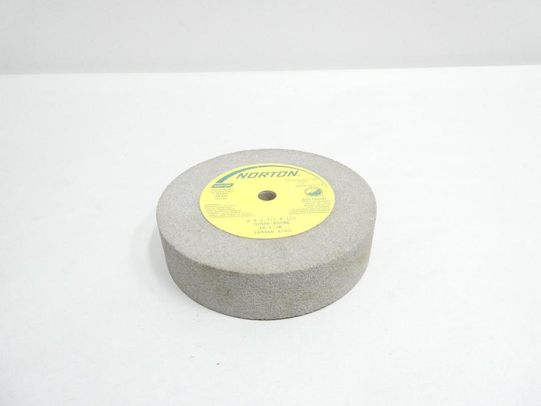 NORTON 32A46-K5VBE GRINDING WHEEL 1R.1/2B 1/2IN 6IN 4/95 1-1/2IN