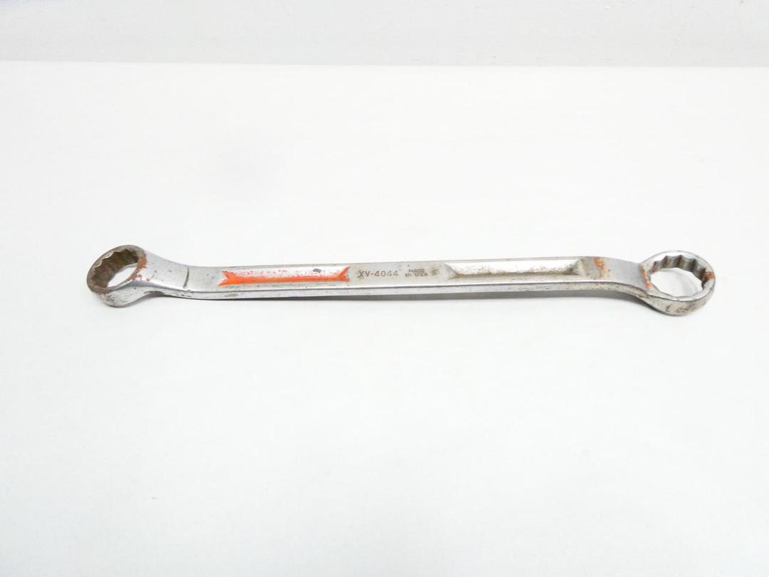 SNAP-ON XV-4044 1-1/4IN 1-3/8IN BOX WRENCH