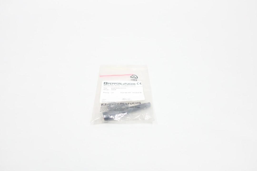 PEPPERL FUCHS NRN6-8GM40-E2-C-V1 250528 INDUCTIVE PROXIMITY SENSOR