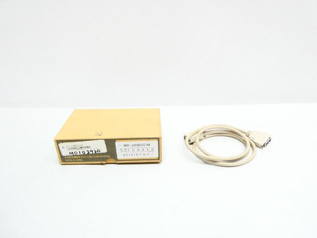 MITSUBISHI MR-J2HBUS1M SERVO DRIVE CABLE 1M