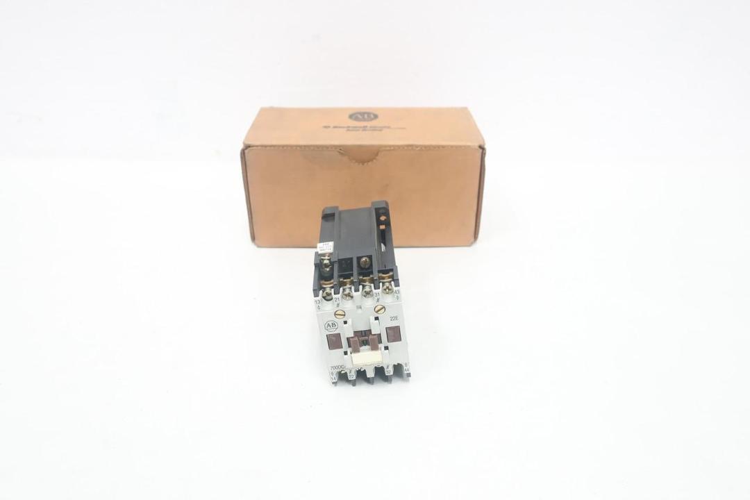 ALLEN BRADLEY 700DC-F220Z24 CONTROL RELAY 24V-DC