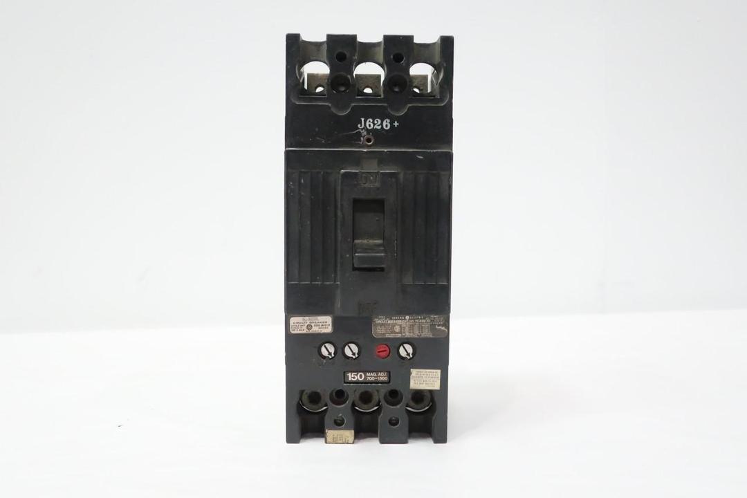 GENERAL ELECTRIC GE TFJ236150 MOLDED CASE CIRCUIT BREAKER 3P 150A AMP 600V-AC