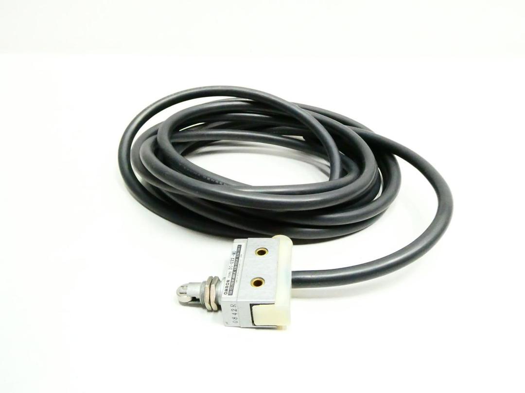 OMRON ZC-Q22-MD LIMIT SWITCH 250/480V-AC 125/250V-DC