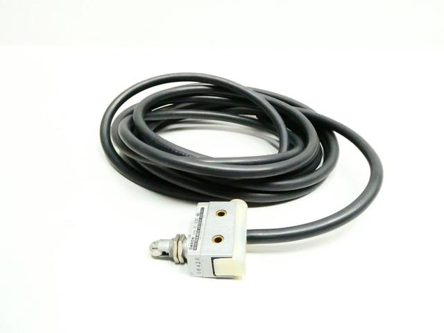 OMRON ZC-Q22-MD LIMIT SWITCH 250/480V-AC 125/250V-DC