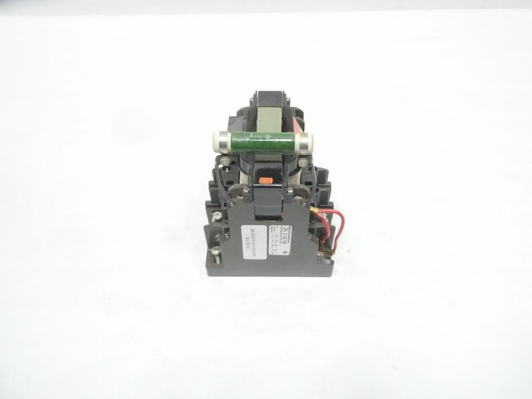 MOELLER DIL2-22-DC-G-NA CONTACTOR 120/125V-DC 60A 30HP