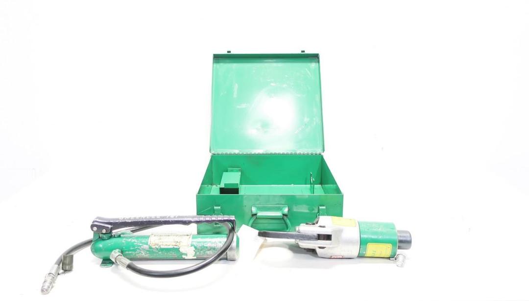 GREENLEE 750 HYDRAULIC CABLE CUTTER W/ 767 HAND PUMP