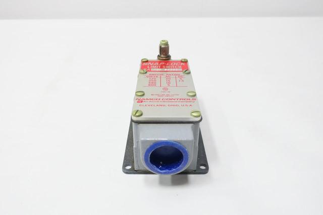 NAMCO EA700-50000 SNAP-LOCK LIMIT SWITCH 125/250/480/600V-AC