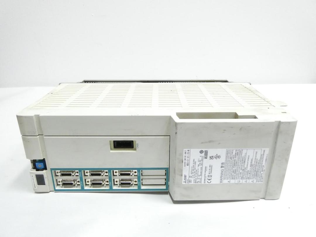 MITSUBISHI MDS-C1-V1-70-N SERVO DRIVE UNIT 0-240HZ 200-230V-AC 155V-AC 3PH 7KW