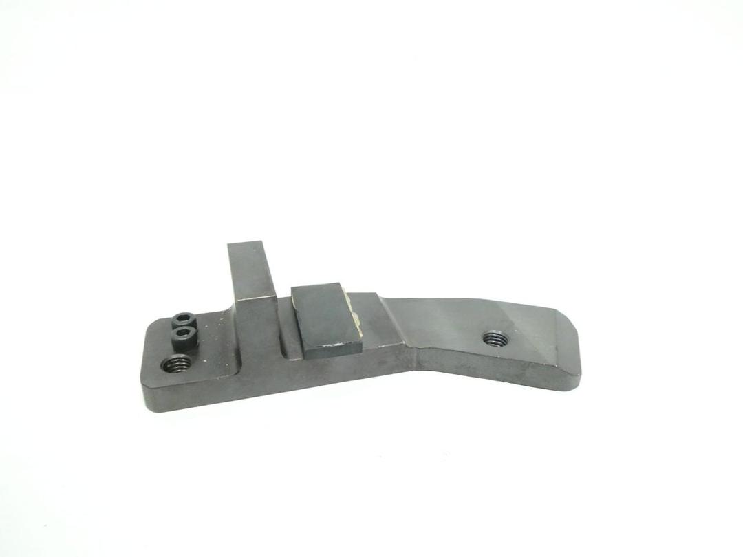 FANUC A05B-1328-J035-SET AXIS BRACKET