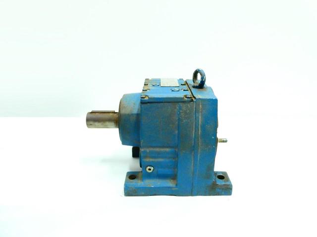 SEW EURODRIVE R77DRE100L4 INLINE GEAR REDUCER 52.07:1