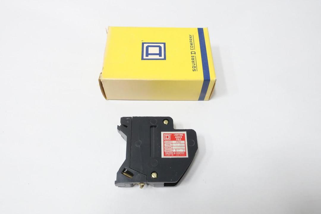 SQUARE D 8903 L1L ADDER POLE LIGHTING CONTACTOR