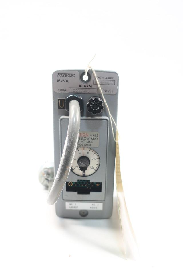 FOXBORO CUSTOM 63U ALARM UNIT PROCESS CONTROLLER 118V-AC