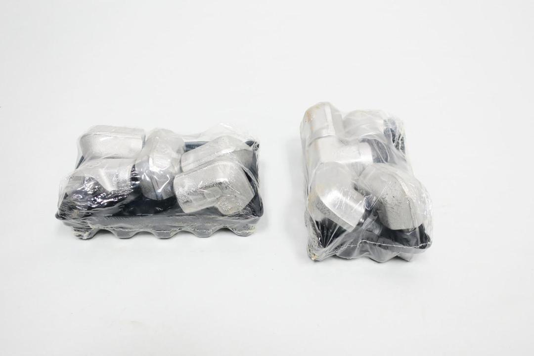 BOX OF 10 PARKER DBZ-SS STAINLESS ELBOW 1/4IN TUBE X 1/2IN NPT