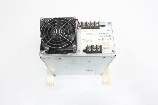 OMRON S8PS-60024C POWER SUPPLY 100-240V-AC 27A AMP 24V-DC