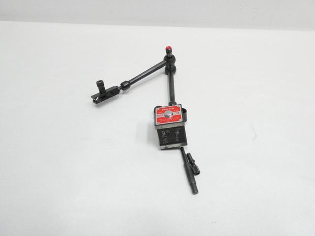STARRETT 657-1 MAGNETIC BASE W/ HOLDER