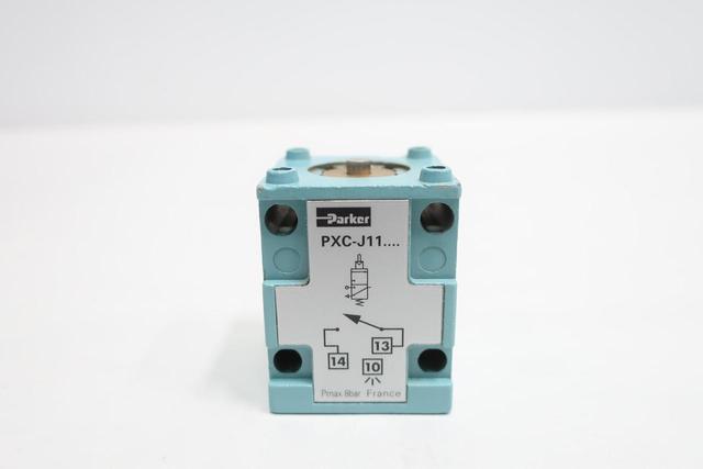 PARKER PXCJ118 PNEUMATIC VALVE 1/4IN